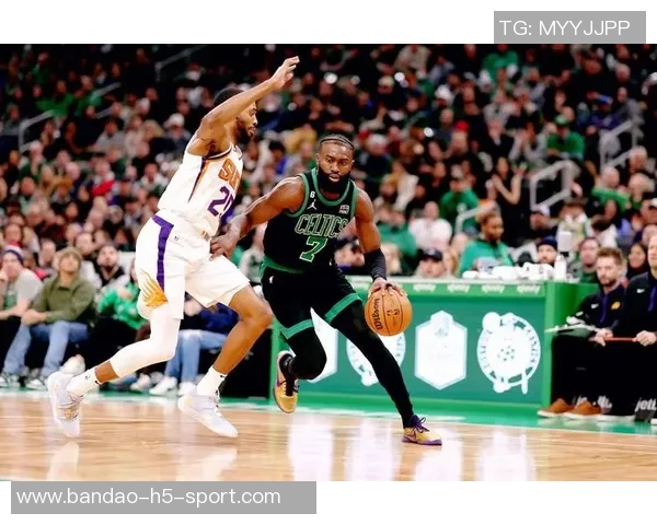 明天凯尔特人对阵骑士杰伦布朗伤病管理预计将参加比赛 明天凯尔特人对阵骑士杰伦布朗伤病管理预计将参加比赛