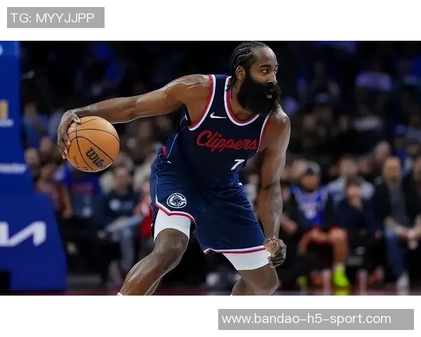 罚球得分占比前十球员分析巴特勒领衔哈登与里夫斯表现抢眼 罚球得分占比前十球员分析巴特勒领衔哈登与里夫斯表现抢眼